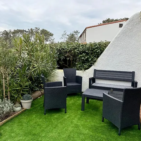 Maison Avec Jardinet Proche Et Parking - Fr-1-652-58 Saint-Jean-de-Monts