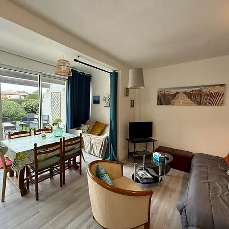 Nyaraló Maison Avec Jardinet Proche Et Parking - Fr-1-652-58