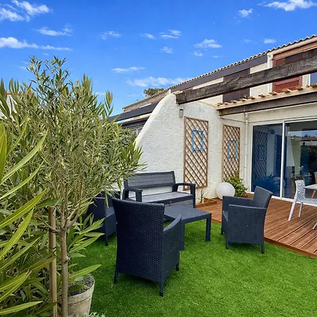 Maison Avec Jardinet Proche Et Parking - Fr-1-652-58